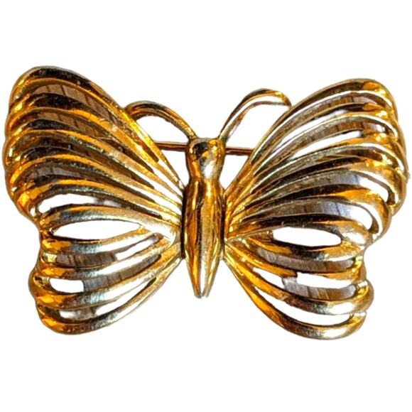 Vintage Trifari butterfly brooch pin - Picture 1 of 6